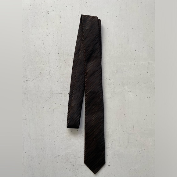 Dolce & Gabbana Silk Tie - Picture 3 of 3